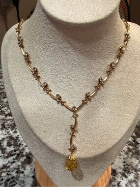 Beauties necklace